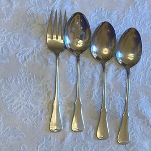 Oneida Stainless Serving Set